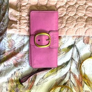 Coach leather wristlet purse pink